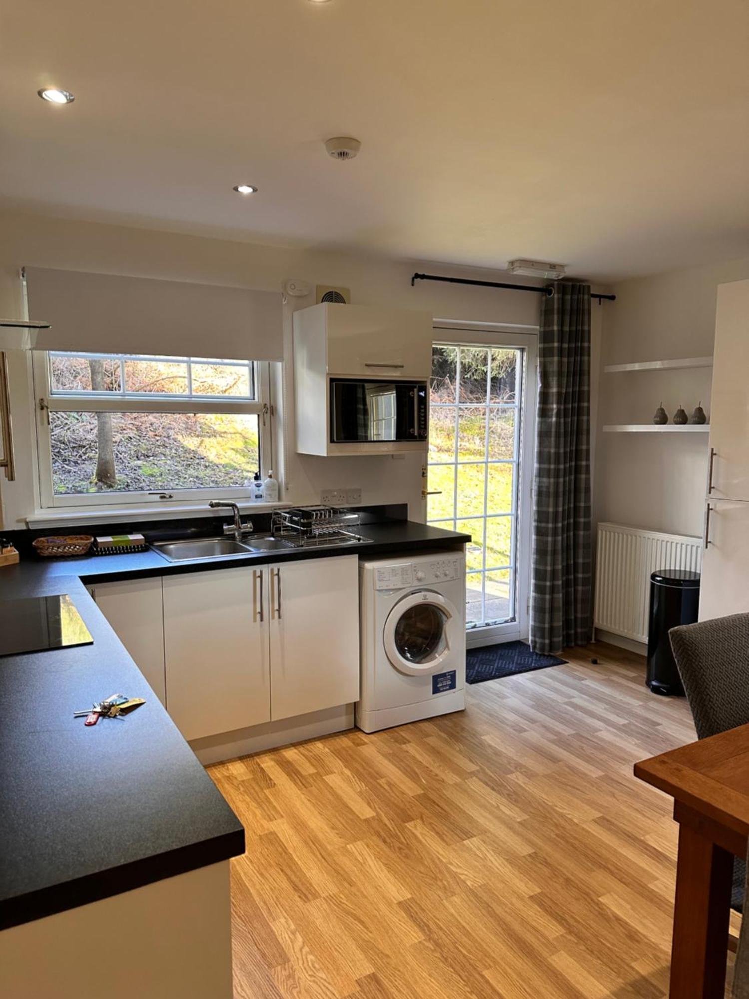 Apartment In Queens Court, Banchory Inchmarlo Екстериор снимка